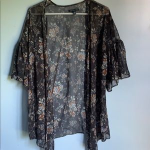 AE flower patterned kimono